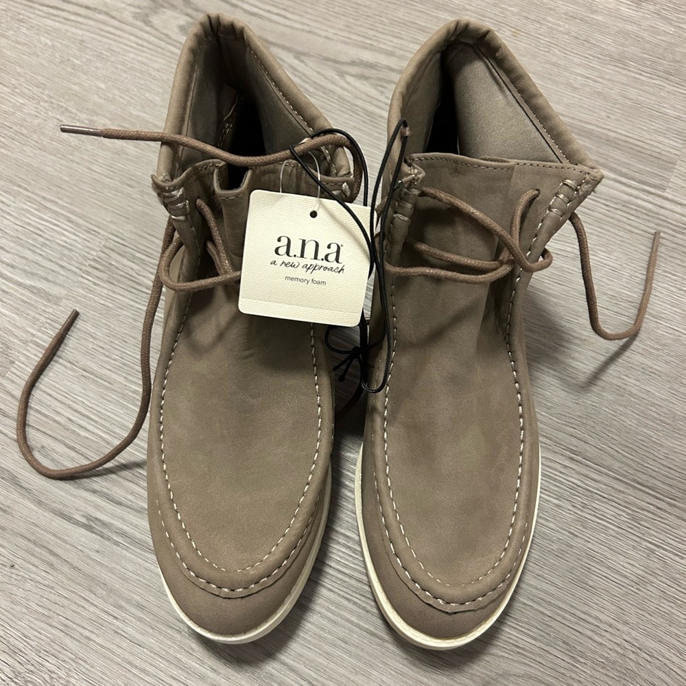 A.N.A - A New Approach Memory Foam Chukka Boots - Beige Grey - Size 7.5